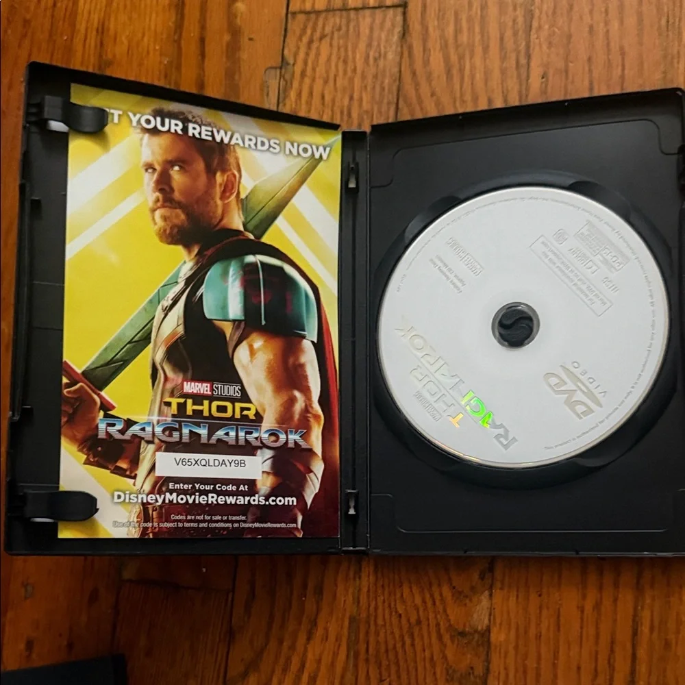 Marvel Thor Ragnarok DVD - Green and Gold